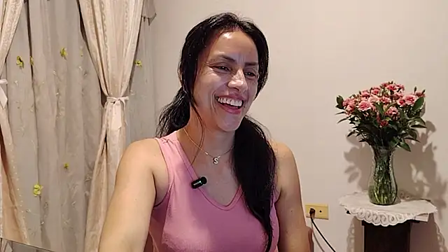 Snapshot of Bella_Exhibition chatting on 31, 1, 2026 Bella Exhibition online show from 31, 1, 2026