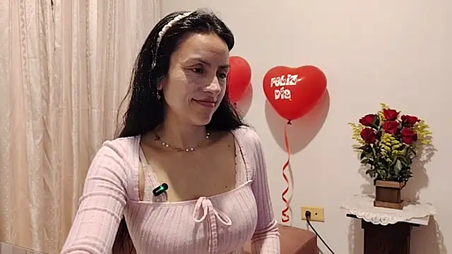 Snapshot of Bella_Exhibition chatting on 15, 2, 2026 Bella Exhibition online show from 15, 2, 2026