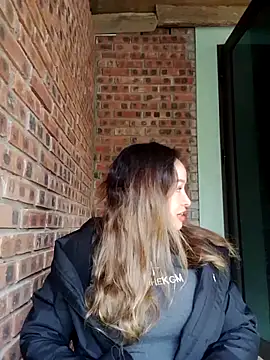 thu-cuoi online show from 18, 12, 2025