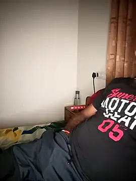 Snapshot of RubyEntity chatting on 18, 12, 2025 RubyEntity online show from 18, 12, 2025