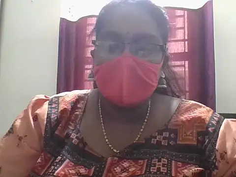 hootypriya online show from 25, 4, 2026