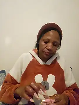 Mommy Sienna online show from 7, 5, 2026