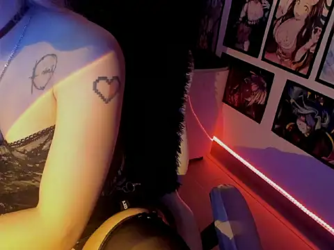 LilithMyers online show from 2, 12, 2025