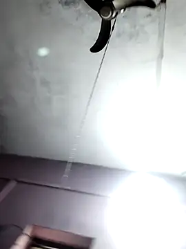 Snapshot of Thaper_Meera2 chatting on 7, 11, 2025 Thaper Meera2 online show from 7, 11, 2025