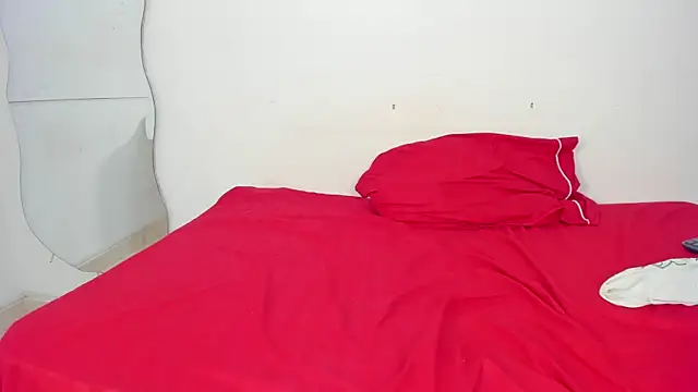 kendra lovv online show from 22, 12, 2025