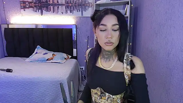 lyam ebony  online show from 9, 11, 2025