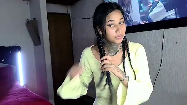 lyam ebony  online show from 19, 3, 2026