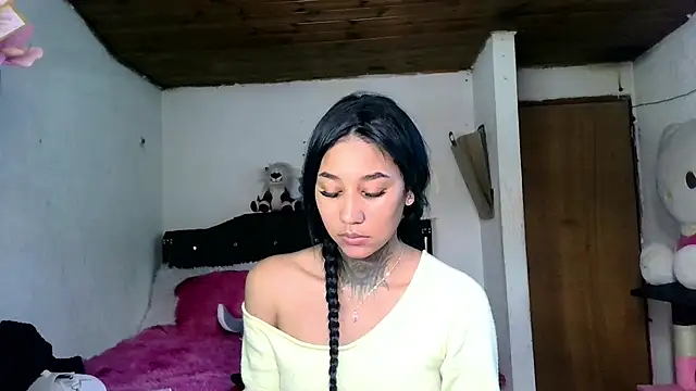 lyam ebony  online show from 1, 5, 2026