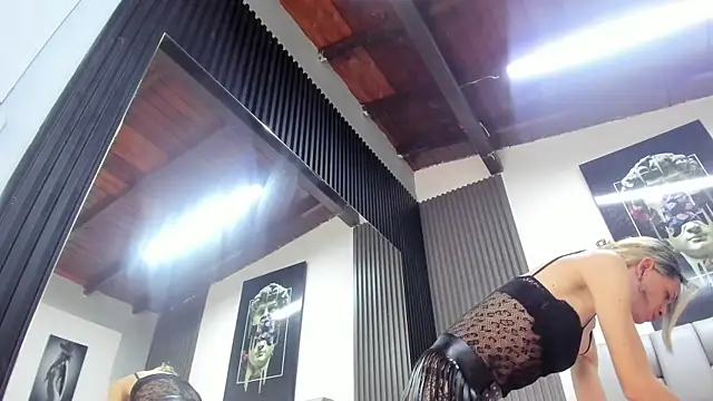 Caitlyn-Joness  online show from 26, 3, 2026