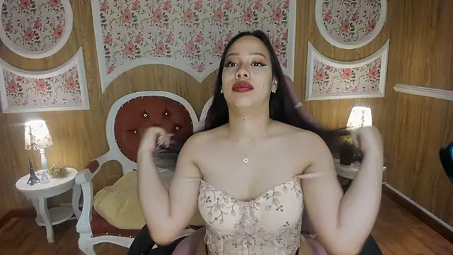 LucieLace online show from 13, 1, 2026