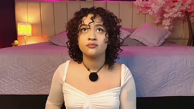  sarahRose online show from 12, 4, 2026