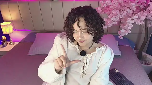  sarahRose online show from 15, 4, 2026