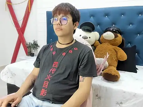 Snapshot of benjiDom chatting on 14, 11, 2025 benjiDom online show from 14, 11, 2025