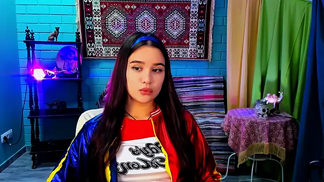 AnnaGarcias  online show from 25, 11, 2025