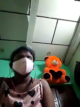 Snapshot of Couple1114 chatting on 10, 11, 2025 Couple1114 online show from 10, 11, 2025