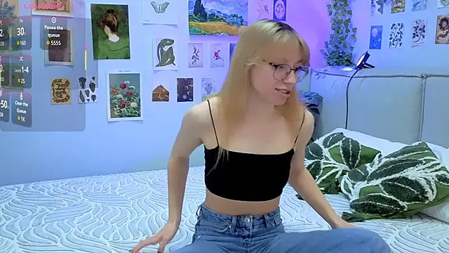 CindyMoriLove online show from 17, 4, 2026