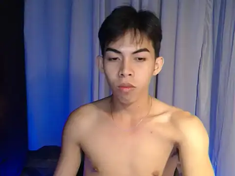 Urhotsilverboy online show from 4, 3, 2026