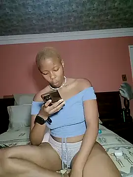 Snapshot of Prettyflowea chatting on 8, 11, 2025 Prettyflowea online show from 8, 11, 2025