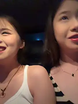 Snapshot of yang888403 chatting on 28, 5, 2026 yang888403 online show from 28, 5, 2026