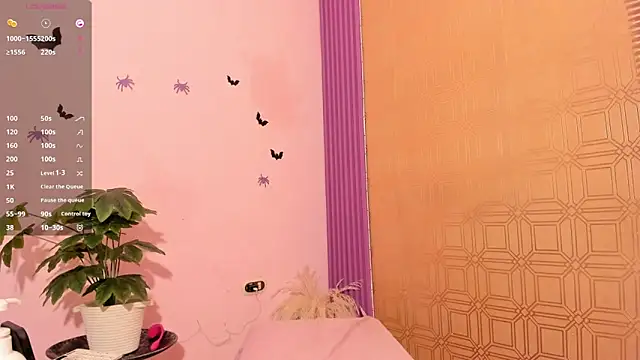 Snapshot of valen_gill chatting on 7, 11, 2025 valen gill online show from 7, 11, 2025