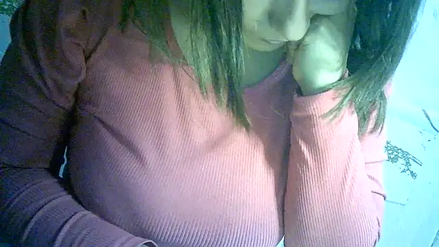 Snapshot of Zulreyna chatting on 27, 6, 2026 Zulreyna online show from 27, 6, 2026
