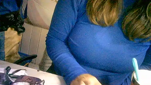 Snapshot of Zulreyna chatting on 30, 6, 2026 Zulreyna online show from 30, 6, 2026