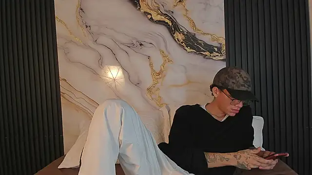 angels 007 online show from 7, 11, 2025