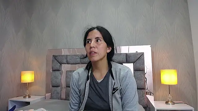Snapshot of GiselaZivic chatting on 6, 7, 2026 GiselaZivic online show from 6, 7, 2026
