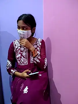 Snapshot of Student12th chatting on 8, 11, 2025 Student12th online show from 8, 11, 2025