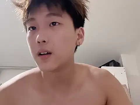 Snapshot of yangyang2006 chatting on 8, 11, 2025 yangyang2006 online show from 8, 11, 2025