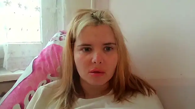 Snapshot of HornyElena chatting on 16, 2, 2026 HornyElena online show from 16, 2, 2026