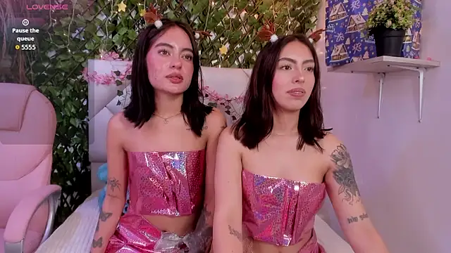 Eiimy Milleer  online show from 20, 12, 2025