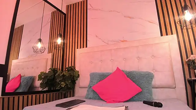 Snapshot of Carlotta_de_velour chatting on 28, 2, 2026 Carlotta de velour online show from 28, 2, 2026