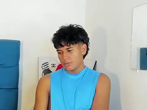 Snapshot of Valentino_Lane chatting on 3, 2, 2026 Valentino Lane online show from 3, 2, 2026