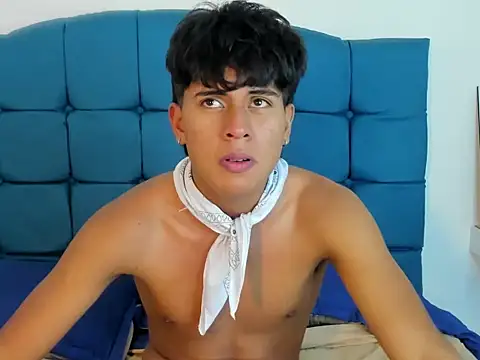 Snapshot of Valentino_Lane chatting on 6, 2, 2026 Valentino Lane online show from 6, 2, 2026