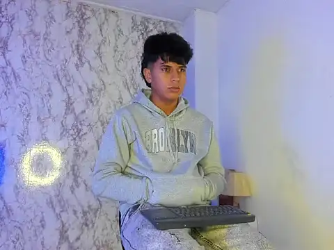 Snapshot of Valentino_Lane chatting on 10, 2, 2026 Valentino Lane online show from 10, 2, 2026