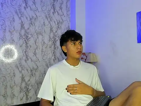 Snapshot of Valentino_Lane chatting on 12, 2, 2026 Valentino Lane online show from 12, 2, 2026