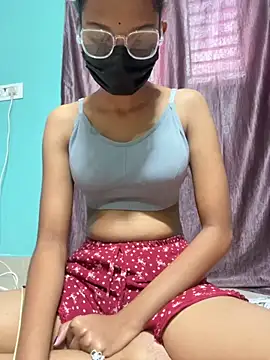 leenaboyxh online show from 4, 12, 2025