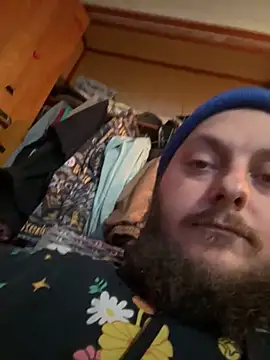 Snapshot of Peteyp98 chatting on 11, 11, 2025 Peteyp98 online show from 11, 11, 2025