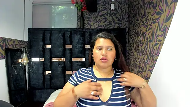 Snapshot of Nina__Sky chatting on 11, 11, 2025 Nina Sky online show from 11, 11, 2025