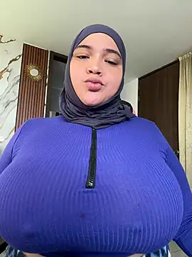 Snapshot of sweetmuslim01 chatting on 16, 6, 2026 sweetmuslim01 online show from 16, 6, 2026