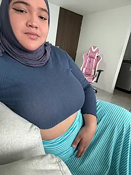 Snapshot of sweetmuslim01 chatting on 12, 7, 2026 sweetmuslim01 online show from 12, 7, 2026