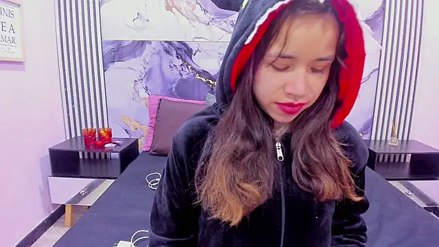 Hot Barbie Poku2 online show from 11, 11, 2025