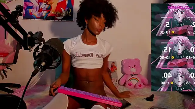 Snapshot of Goddess__Effy chatting on 28, 11, 2025 Goddess Effy online show from 28, 11, 2025