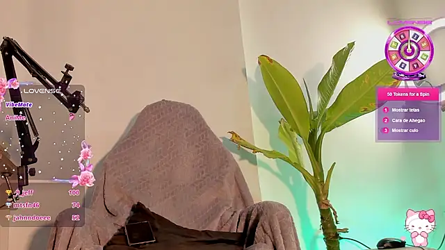 Snapshot of Goddess__Effy chatting on 30, 3, 2026 Goddess Effy online show from 30, 3, 2026