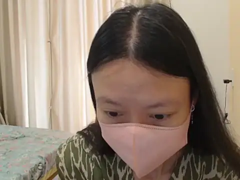 Lil-Cherries online show from 7, 1, 2026