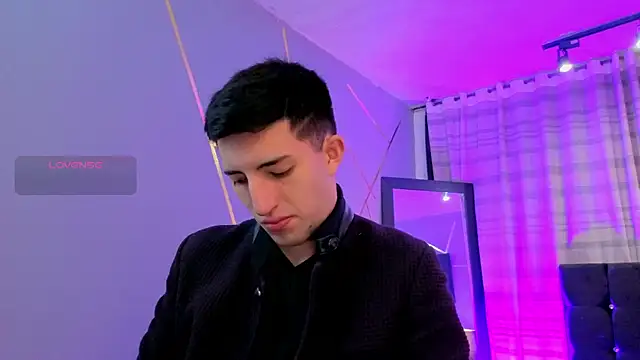 Un Sluttyy online show from 24, 11, 2025