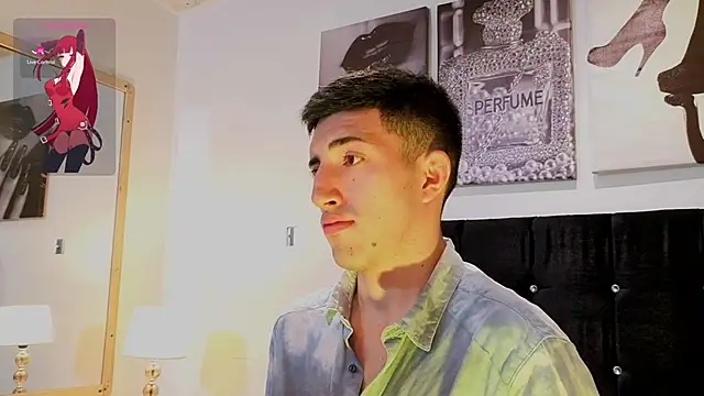 Un Sluttyy online show from 25, 3, 2026