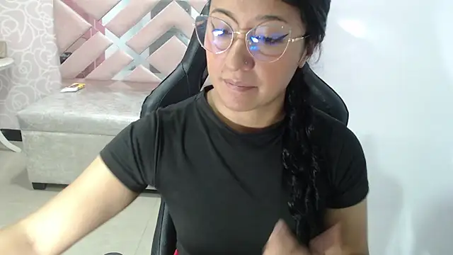 Nezuko1 Amaterasu1 ch online show from 11, 11, 2025