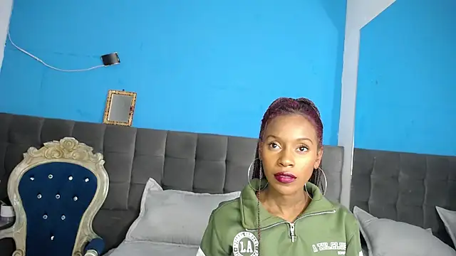 Aliis Love online show from 19, 11, 2025